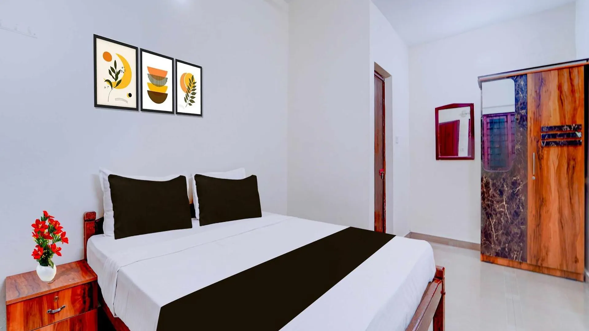 Hotel O Kunchithanny Road Munnar